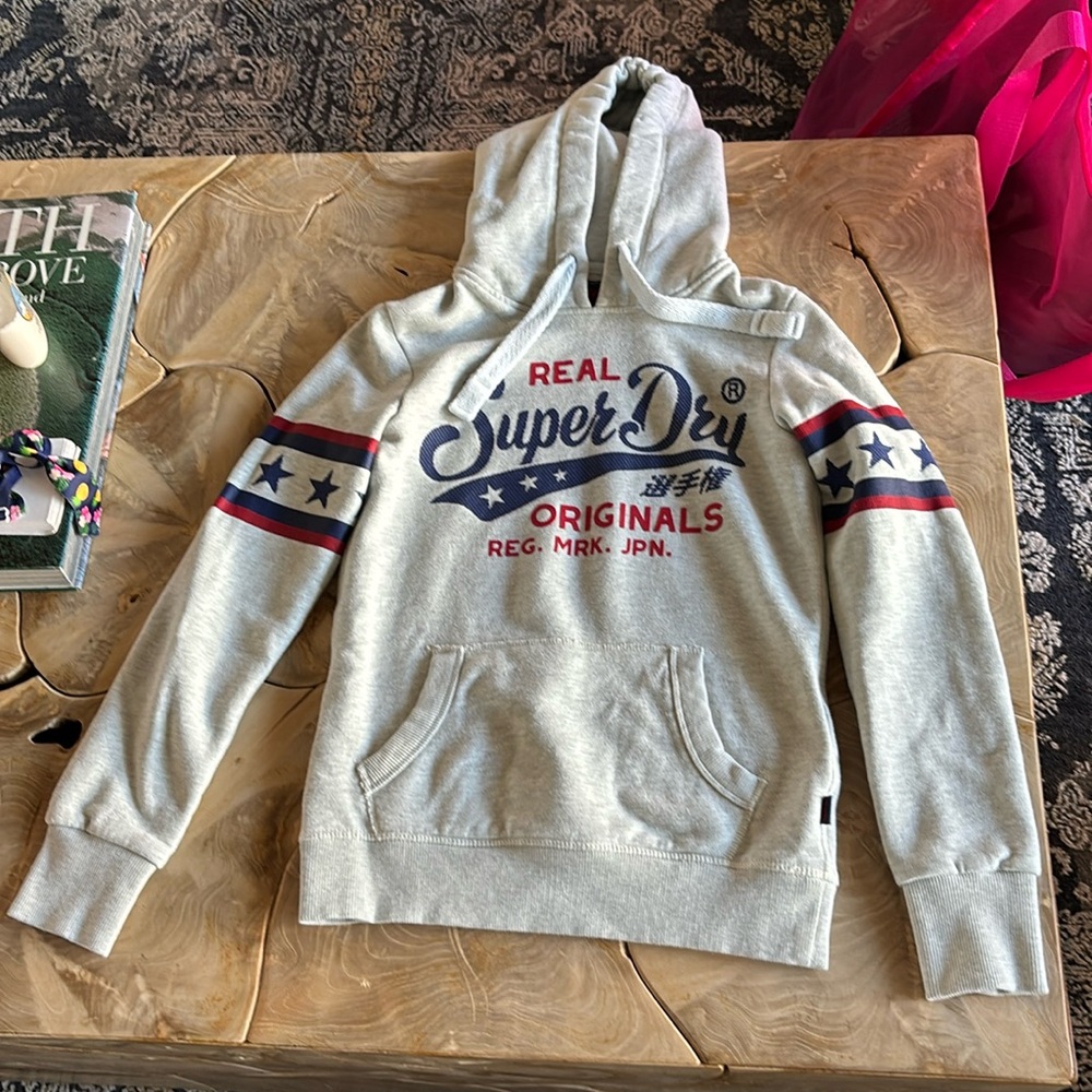 SuperDry sweatshirt - comfy and stylish